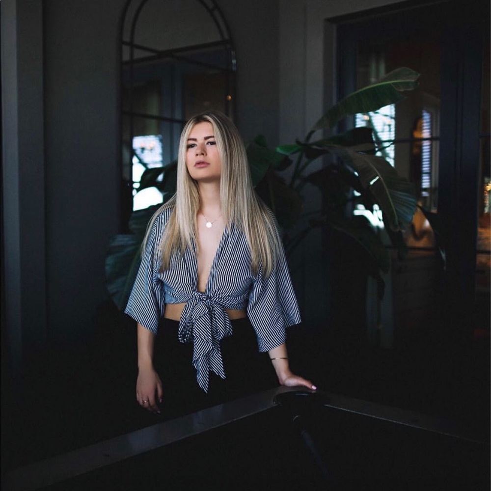 Princess poly wrap top